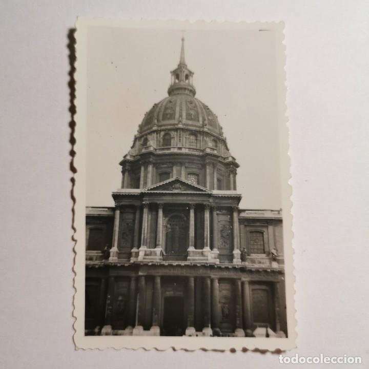 Photographie ancienne: ANTIGUA FOTOGRAFIA - C&Uacute;PULA DE LOS INV&Aacute;LIDOS, TUMBA DE NAPOLE&Oacute;N I - A&Ntilde;OS 20 - 8,5 X 5,5 CM