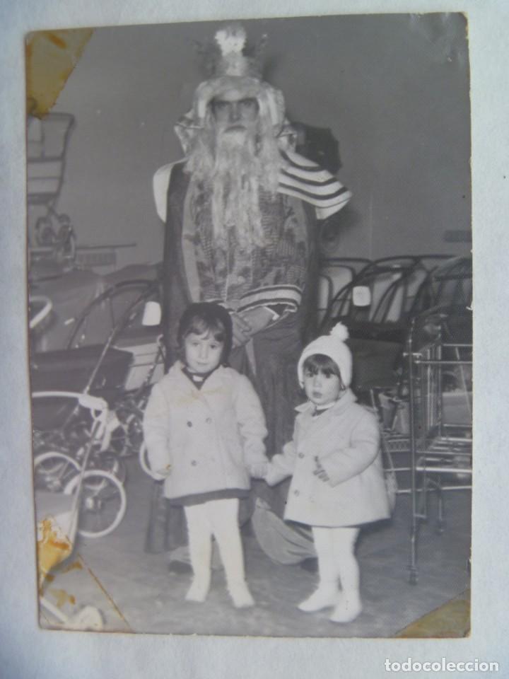Antique Photography: MINUTERO DE FOTOGRAFO DE NAVIDAD: NI&Ntilde;OS POSANDO CON REY MAGO Y JUGUETES