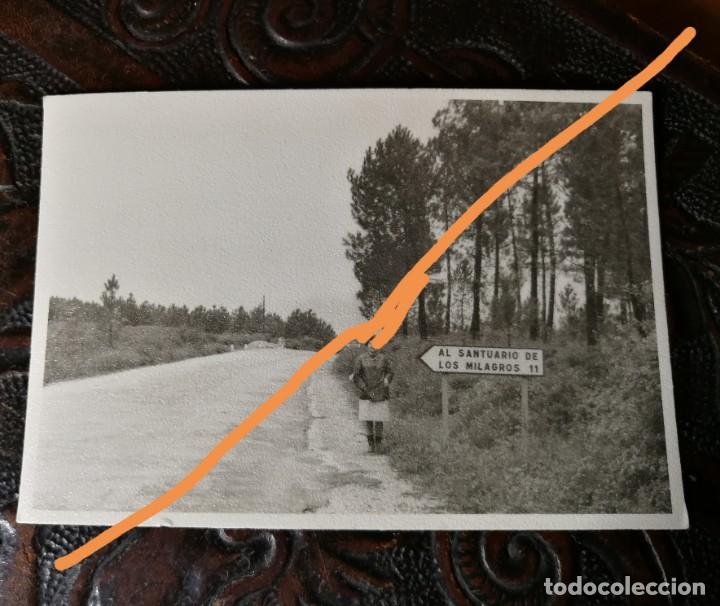 Fotografia antiga: Antigua fotograf&iacute;a. Carretera hacia el santuario de los Milagros.Ourense.foto a&ntilde;o 1966.