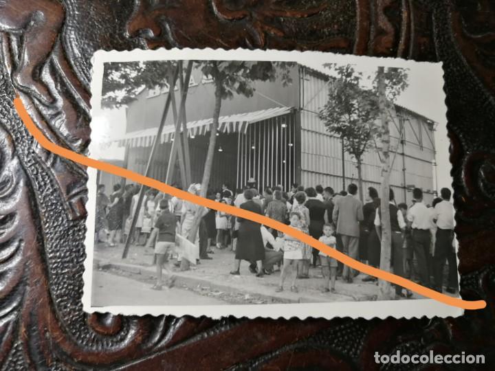 Fotografia antica: Fotograf&iacute;a antigua. Caf&eacute; de Brasil. Stand feria de muestras. foto a&ntilde;os 60