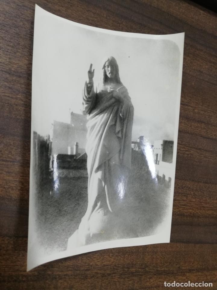 Fotograf&iacute;a antigua: FOTOGRAFIA ANTIGUA. SACRILEGIO CAUSADO AL SAGRADO CORAZON DE JESUS DE LA PLAZA DE LOS JAZMINES. LEER