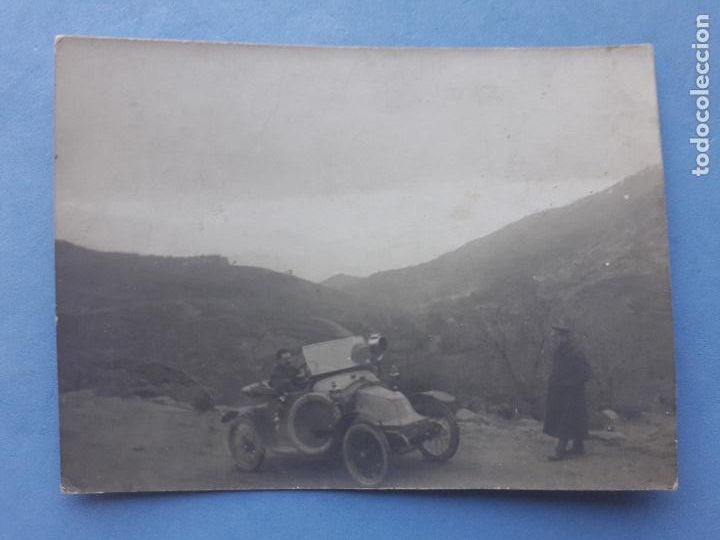 Fotograf&iacute;a antigua: Fotograf&iacute;a antigua de Automovil