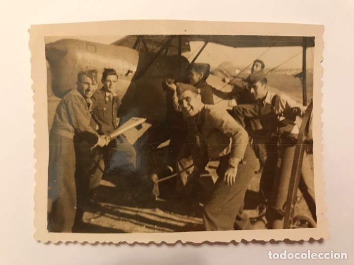 Fotograf&iacute;a antigua: EJ&Eacute;RCITO DEL AIRE. Espa&ntilde;a, Avi&oacute;n Modelo. H.A. 1112 BUCHON? Fotograf&iacute;a animada (a.1948)