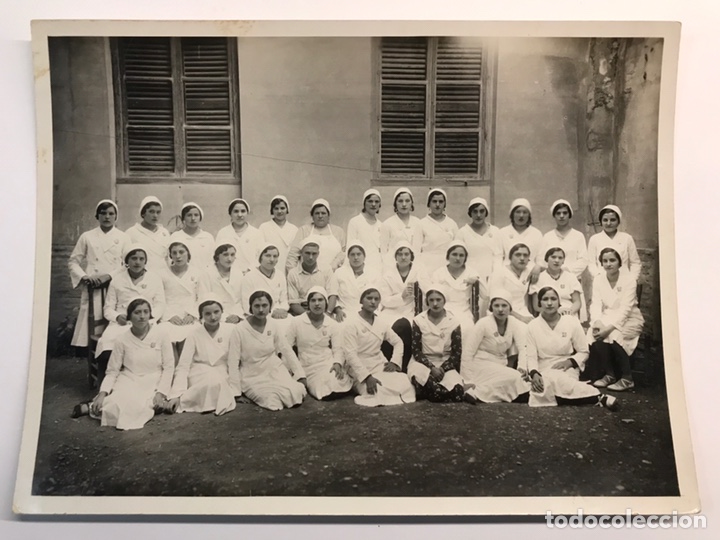 Alte Fotografie: VALENCIA Y LAS PRIMERAS PROMOCIONES DE ENFERMERAS.., fotograf&iacute;a antigua (h.1940?)