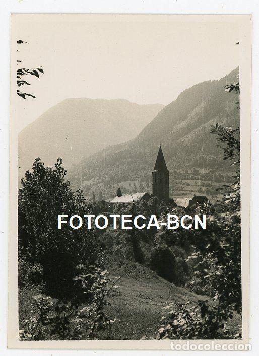 Fotografia antica: FOTO ORIGINAL SALARDU VISTA DE LA IGLESIA VALL D'ARAN A&Ntilde;OS 40/50