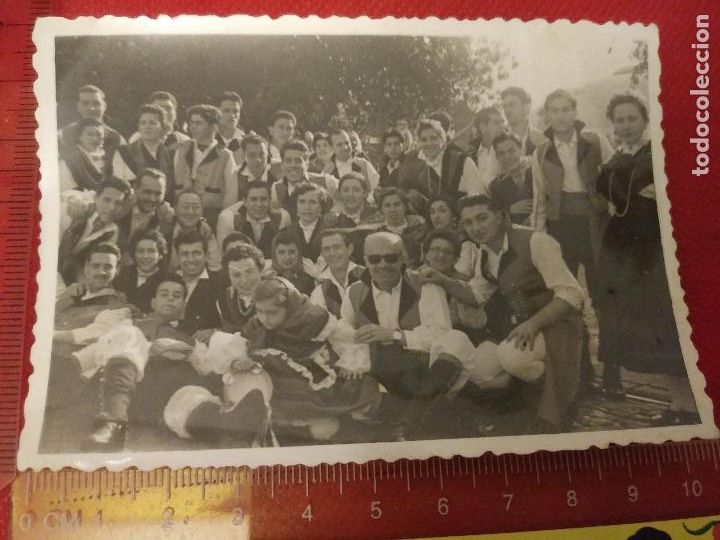 Fotograf&iacute;a antigua: FOTOGRAF&Iacute;A DE PERSONAS CON TRAJE REGIONAL GALICIA A&Ntilde;OS 40/50