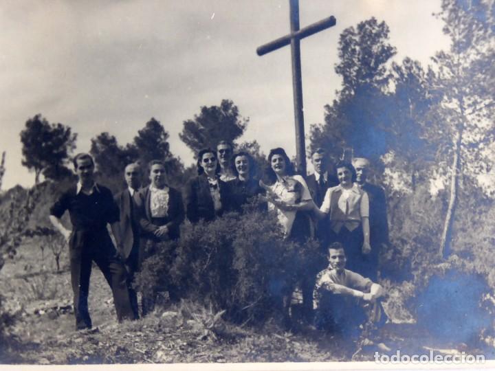 Fotografia antiga: F-4833. GRUPO DE EXCURSIONISTAS. CATALUNYA, A&Ntilde;OS 50.