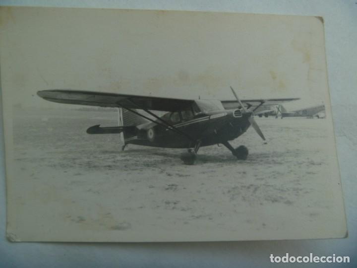 Fotografia antiga: AVIACION : FOTO DE AVION NACIONAL EN AERODROMO O AEROPUERTO