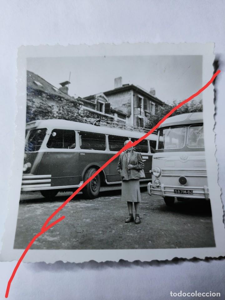 Alte Fotografie: Antigua fotograf&iacute;a. Autob&uacute;s . Foto a&ntilde;os 50.