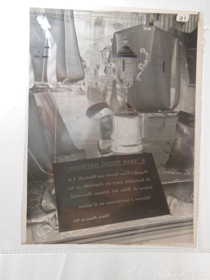 Alte Fotografie: Antiguos Negativos Fotos : ESCAPARATE TROFEO ELECTROFIL.Valencia. 1 Cliche FINEZAS. 1959.