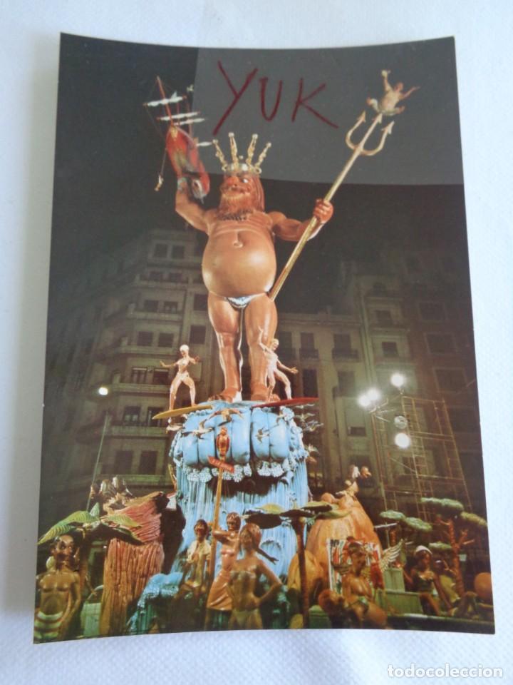 Fotograf&iacute;a antigua: FOTO FOTOGRAFIA FALLA ESPARTERO - G.V.RAMON Y CAJAL - LEMA ESTE MUNDO LOCO 1976 --- 17X12 CM