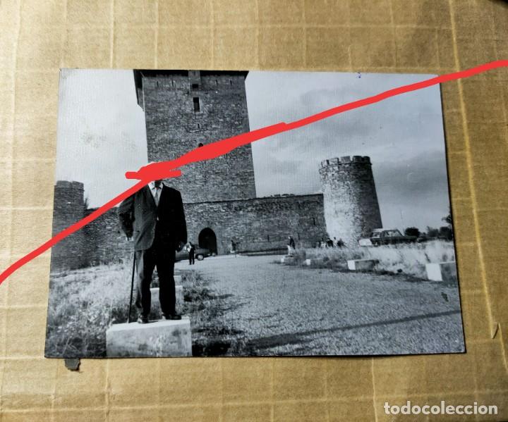 Fotograf&iacute;a antigua: Antigua fotograf&iacute;a. &Aacute;lava. castillo de Mendoza. Foto a&ntilde;os 60.