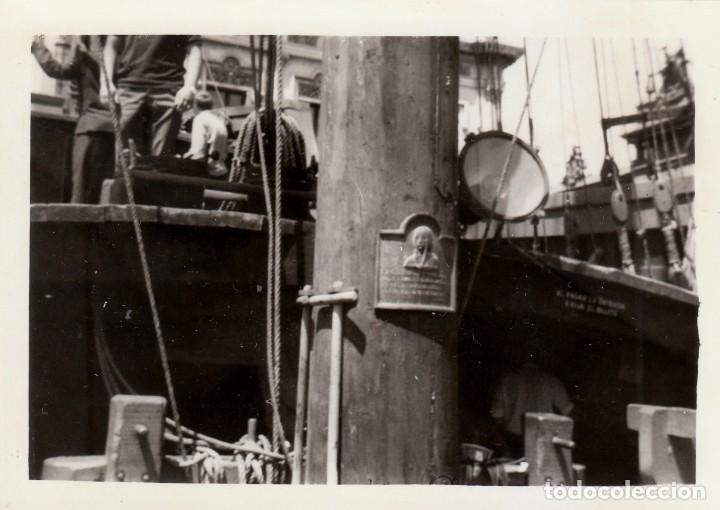Fotograf&iacute;a antigua: Preciosa foto. Barco replica Santa Mar&iacute;a de Cristobal Col&oacute;n?. A&ntilde;os 60. qz