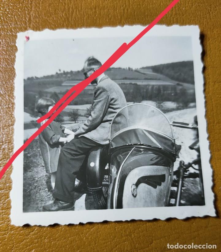 Fotografia antica: Antigua fotograf&iacute;a. Motocicletas. foto a&ntilde;os 40/50.