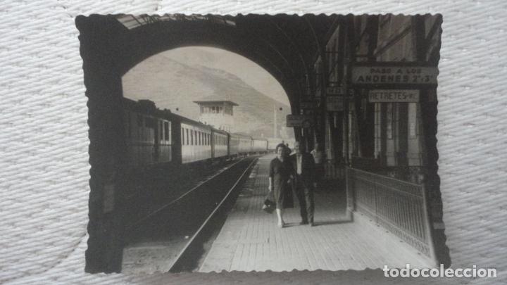 Fotograf&iacute;a antigua: ANTIGUA FOTOGRAFIA.ESTACION TRENES.FERROCARRIL.PORT-BOU.PORTBOU.GERONA 1958.