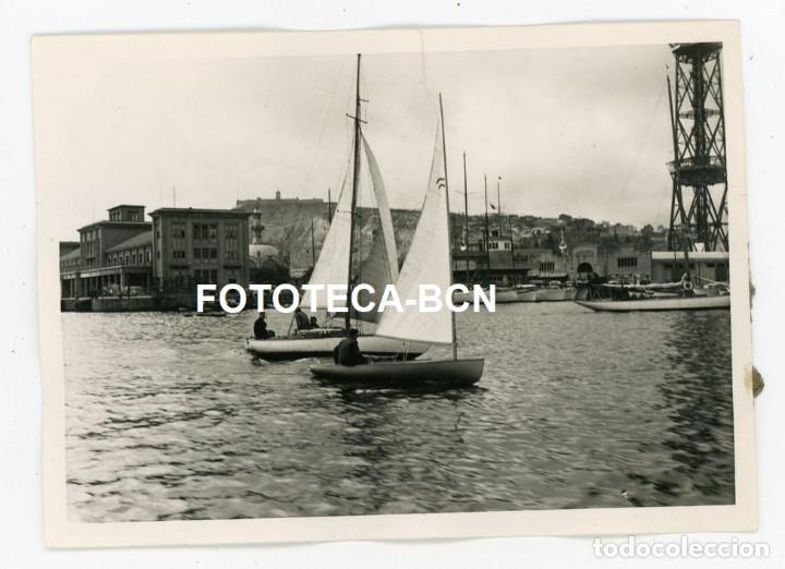 Fotografia antica: FOTO ORIGINAL PUERTO DE BARCELONA BARCA VELERO ALMACEN EDIFICIO CLUB MARITIMO DESAPARECIDO A&Ntilde;O 1958