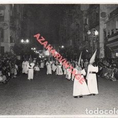 Fotografía antigua: SEMANA SANTA,1954, SANTO ENTIERRO DE CEUTA, FOT. GARCIA CORTES, TETUAN, RARISIMA,178X118MM