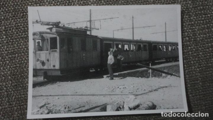 Fotograf&iacute;a antigua: ANTIGUA FOTOGRAFIA.FERROCARRIL.TREN.LUCHON SUPER BA&Ntilde;ERES 1964