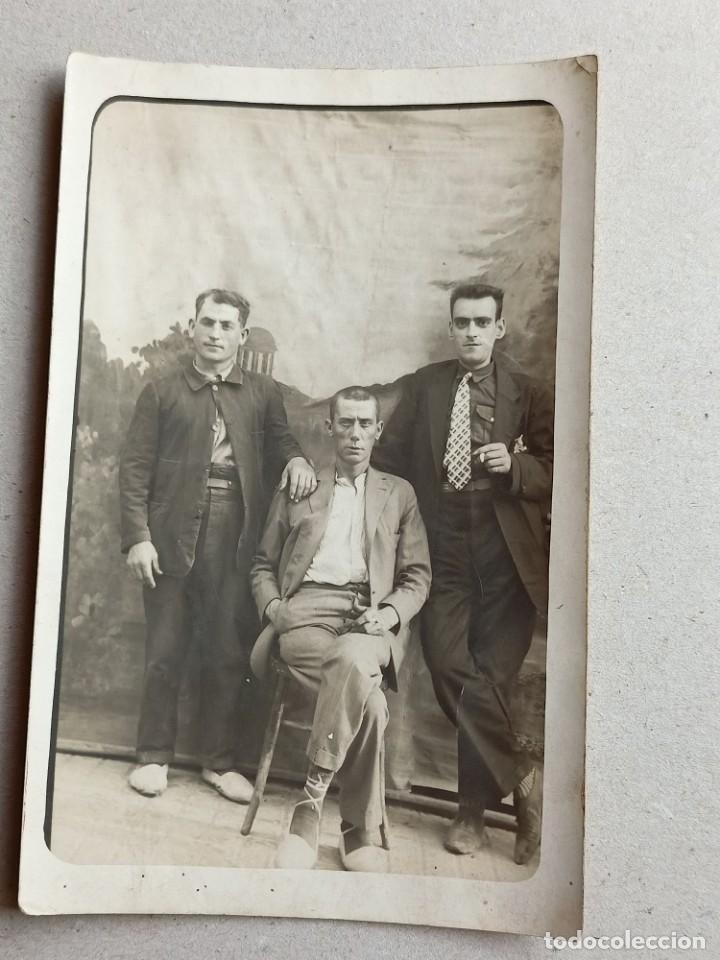 Fotograf&iacute;a antigua: Foto Antigua tres hombres