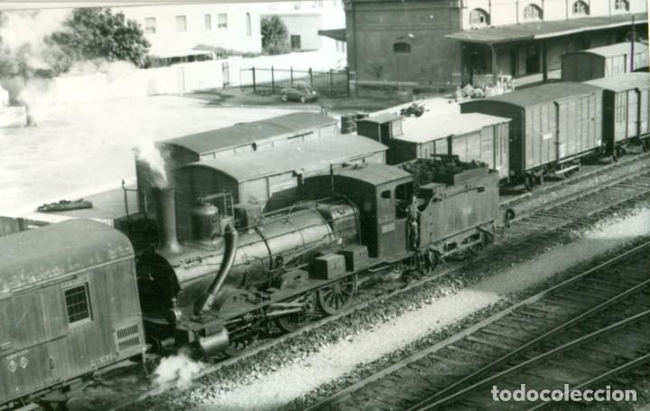 Fotograf&iacute;a antigua: ESTACI&Oacute;N DE VALENCIA T&Eacute;RMIINO. FERROCARRIL CENTRAL DE ARAG&Oacute;N. HACIA 1960. TAMA&Ntilde;O POSTAL.