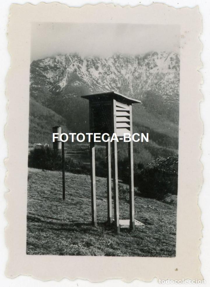 Photographie ancienne: FOTO ORIGINAL ESTACION METEREOLOGICA EXCUSRIONISMO CATALUNYA A&Ntilde;OS 40