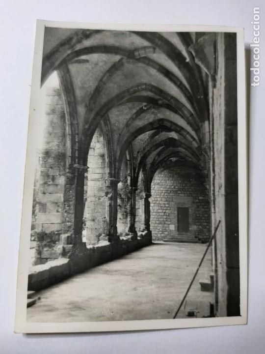 Photographie ancienne: Antigua fotograf&iacute;a. Fot&oacute;grafo laboratorio radio universidad. Foto a&ntilde;os 50.