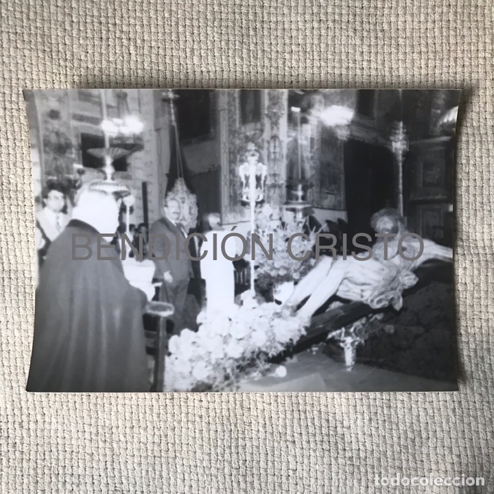 Fotografia antiga: SEMANA SANTA SEVILLA. BENDICI&Oacute;N DE BUENO MONREAL - CRISTO DE LAS CINCO LLAGAS (TRINIDAD)