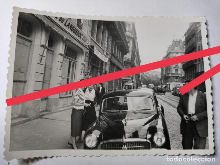 Photographie ancienne: Antigua fotograf&iacute;a. Coche. autom&oacute;vil Seat 1400. Foto a&ntilde;os 50.