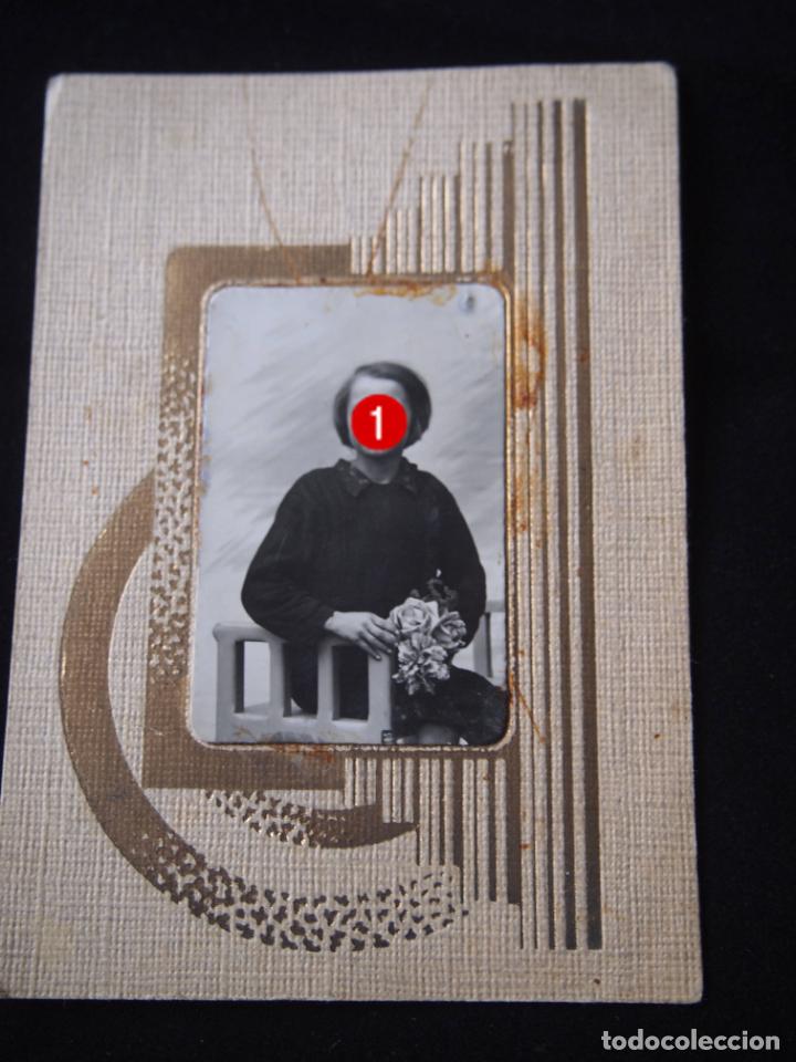 Fotograf&iacute;a antigua: ANTIGUA FOTOGRAFIA RETRATO DE NI&Ntilde;A CON RAMOS DE PLORES