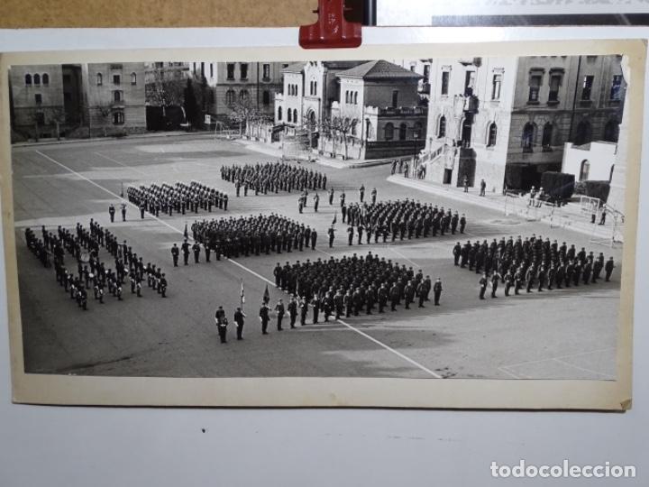 Antique Photography: GRAN FOTOGRAF&Iacute;A A&Ntilde;OS 60 DE FORMACION-DESFILE. LUGAR POR DETERMINAR.