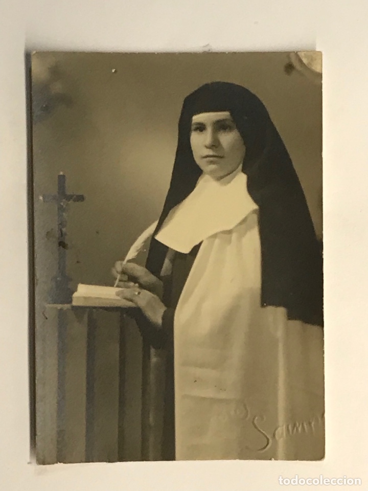 Antique Photography: ELDA (Alicante) Fotograf&iacute;a de una Novicia&hellip; FOTO SAMPER (h.1950?) Medidas: 9 x 6,5 cm.,