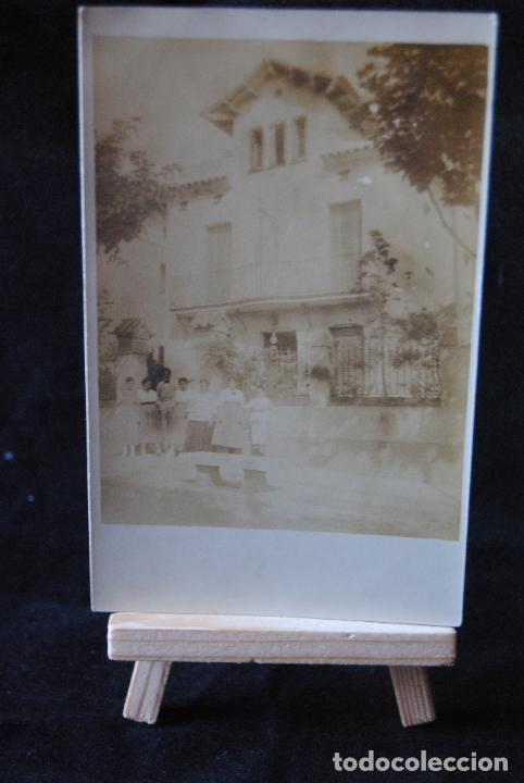 Fotograf&iacute;a antigua: antigua fotograf&iacute;a costumbrista familiar formato postal