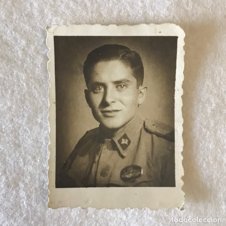 Fotograf&iacute;a antigua: ANTIGUA FOTOGRAF&Iacute;A MILITAR INFANTER&Iacute;A &iquest;SARGENTO? 1949