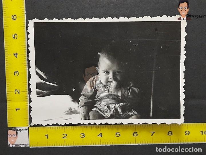 Fotografia antica: NI&Ntilde;O / NI&Ntilde;A / FOTO ANTIGUA EN BLANCO Y NEGRO - A&Ntilde;OS 60 - ESPA&Ntilde;A
