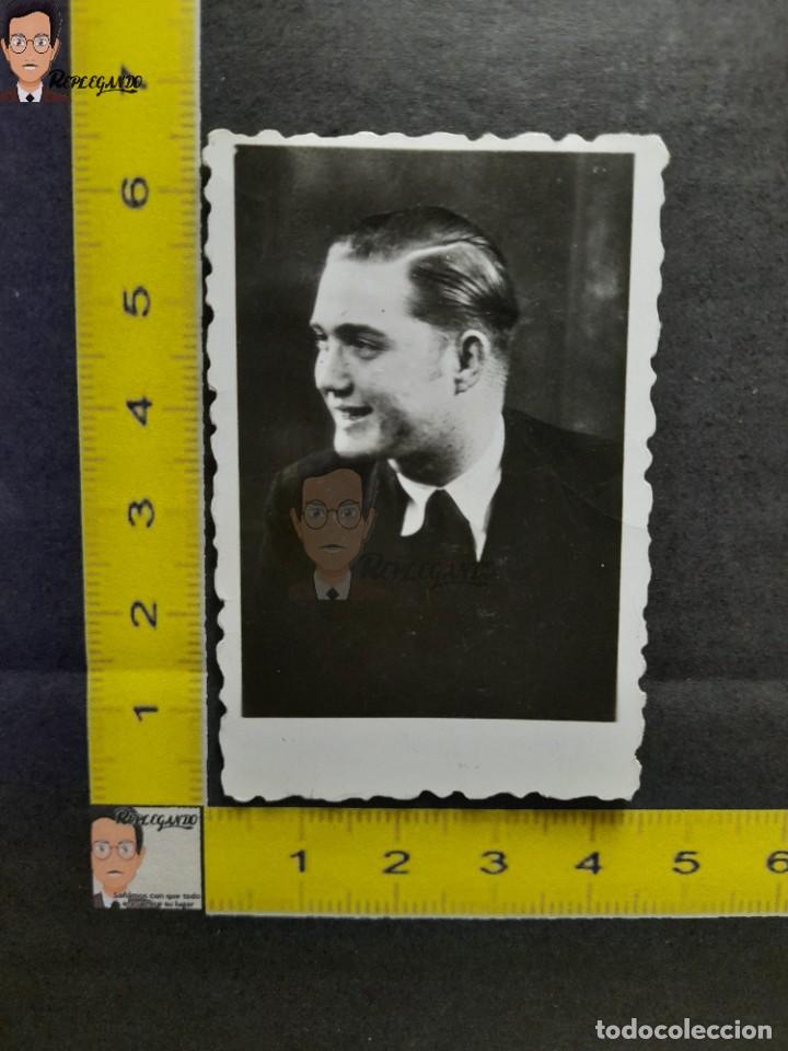 Alte Fotografie: HOMBRE JOVEN / GAL&Aacute;N / FOTO ANTIGUA DE ESTUDIO EN BLANCO Y NEGRO - A&Ntilde;O 1936 - JOVEN EN TRAJE CORBATA