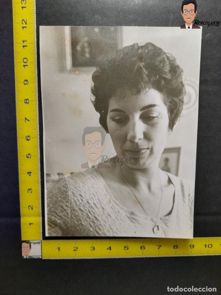Alte Fotografie: BELLA MUJER DE PELO CORTO / FOTO ANTIGUA EN BLANCO Y NEGRO - A&Ntilde;OS 60/70 - CHICA GUAPA