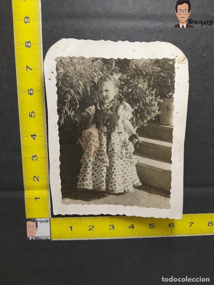 Fotografia antiga: NI&Ntilde;A CON TRAJE VESTIDO DE FLAMENCA / GITANA / FOTO ANTIGUA A&Ntilde;OS 30/40 - MACETAS JARD&Iacute;N