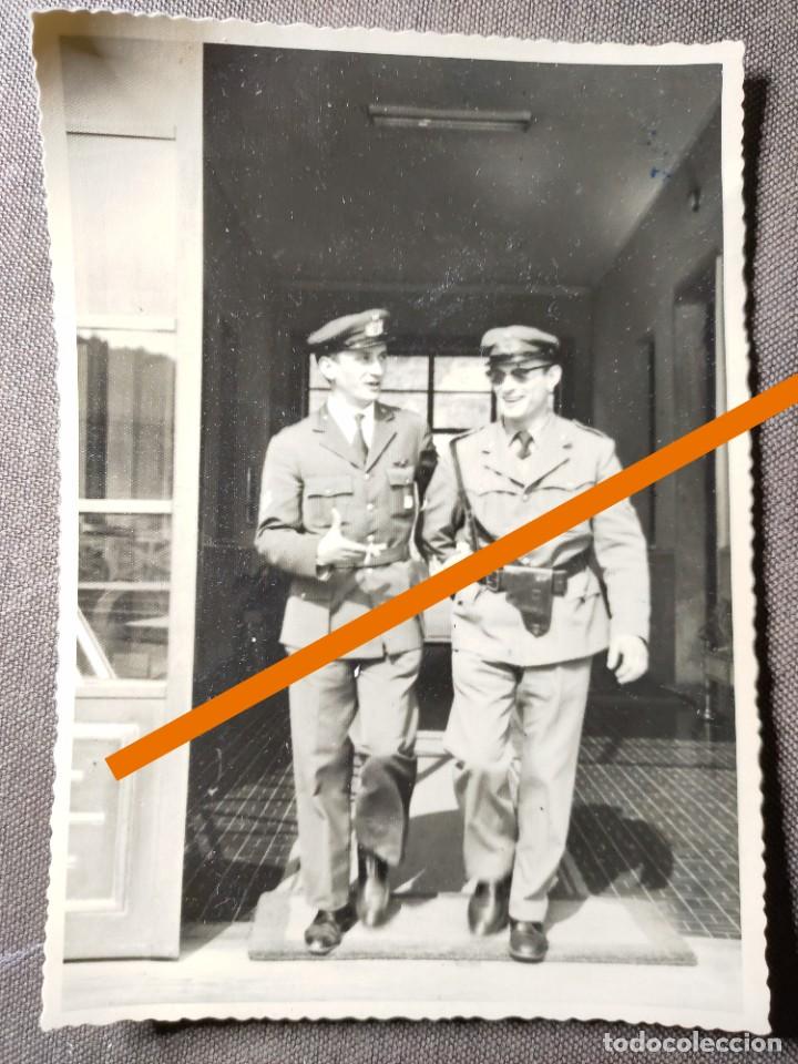 Photographie ancienne: Antigua fotograf&iacute;a. Militares. Militar italiano. Foto a&ntilde;os 50.
