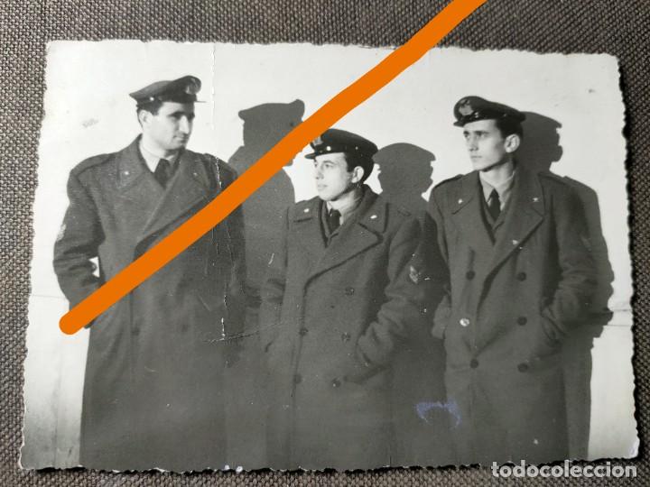 Antique Photography: Antigua fotograf&iacute;a. Militares. Militar italiano. Foto a&ntilde;os 50. Italia..