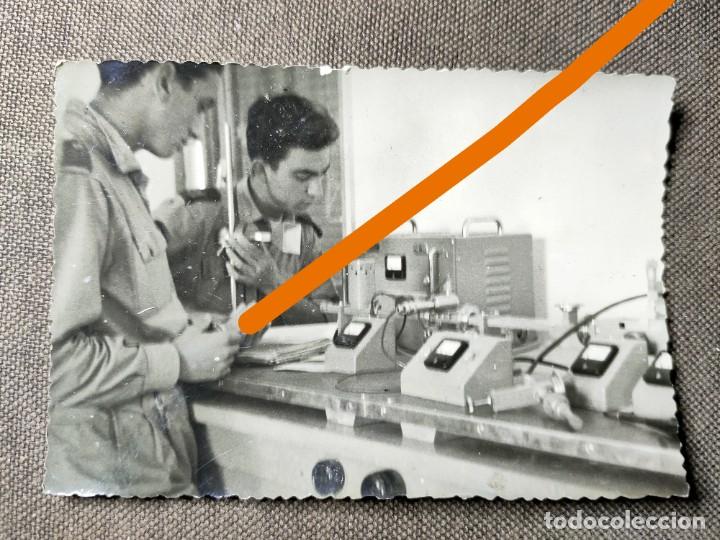 Antique Photography: Antigua fotograf&iacute;a. Militar italiano. Militares. Foto a&ntilde;os 50. Italia..