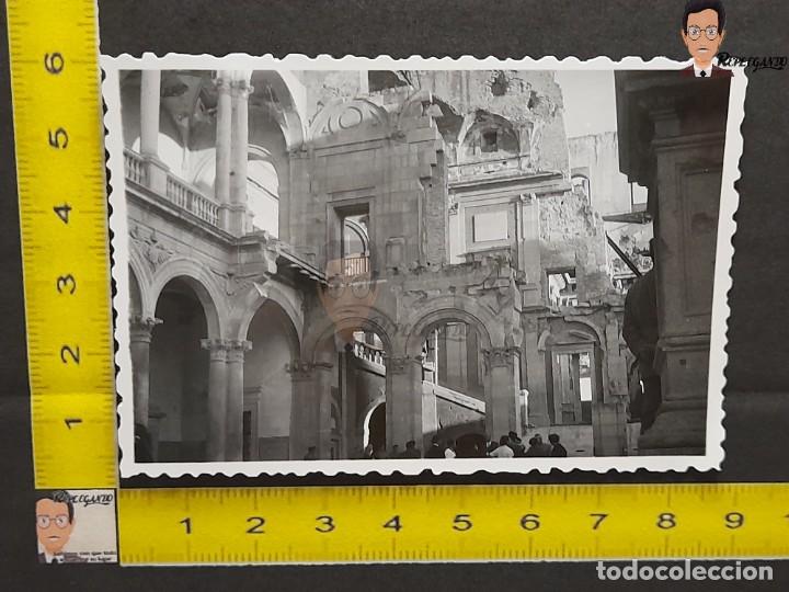 Antique Photography: INTERIOR ALCAZAR DE TOLEDO EN RUINAS / FOTO ANTIGUA EN BLANCO Y NEGRO / A&Ntilde;O 1953 - ESPA&Ntilde;A