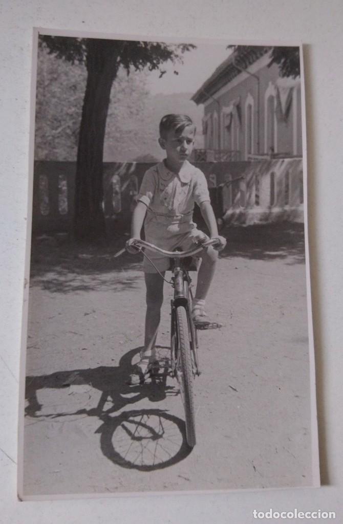 Fotograf&iacute;a antigua: ANTIGUA FOTOGRAFIA ORIGINAL. NI&Ntilde;O EN BICICLETA