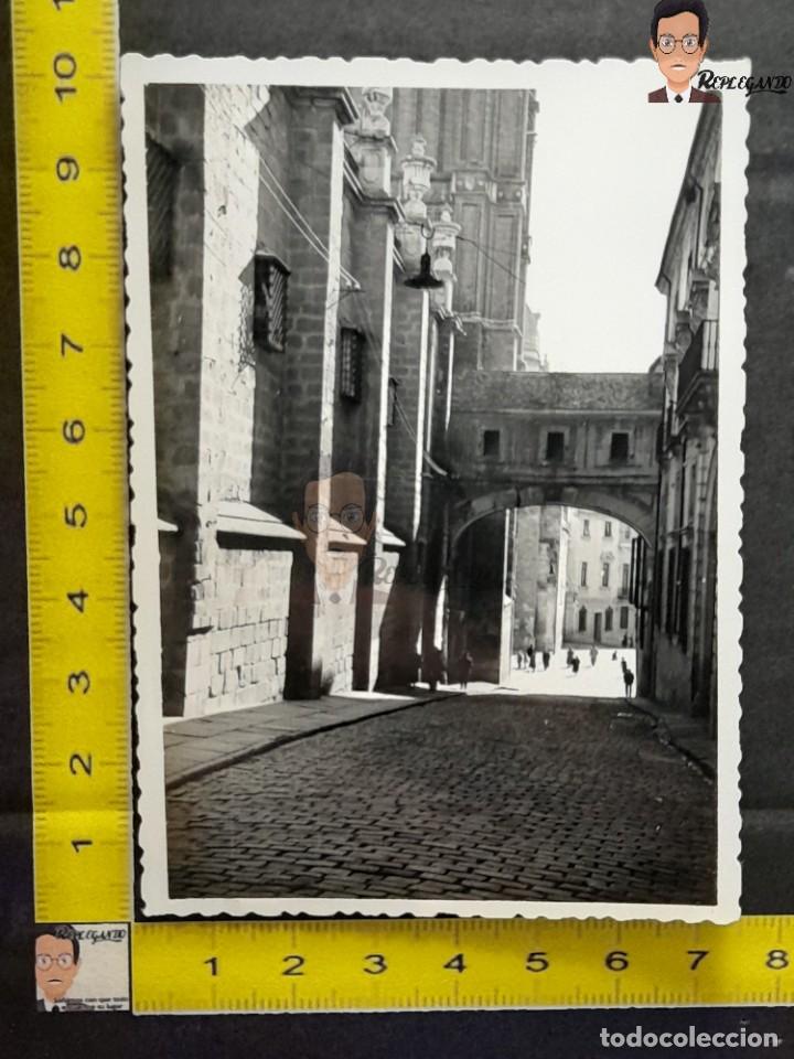 Antique Photography: PASADIZO PALACIO ARZOBISPAL A CATEDRAL DE TOLEDO / FOTO ANTIGUA BLANCO Y NEGRO / A&Ntilde;OS 50