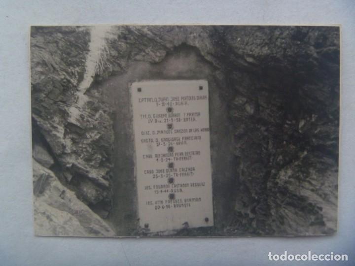 Fotograf&iacute;a antigua: LA LEGION : FOTO DE MONOLITO POR LOS LEGIONARIOS CAIDOS