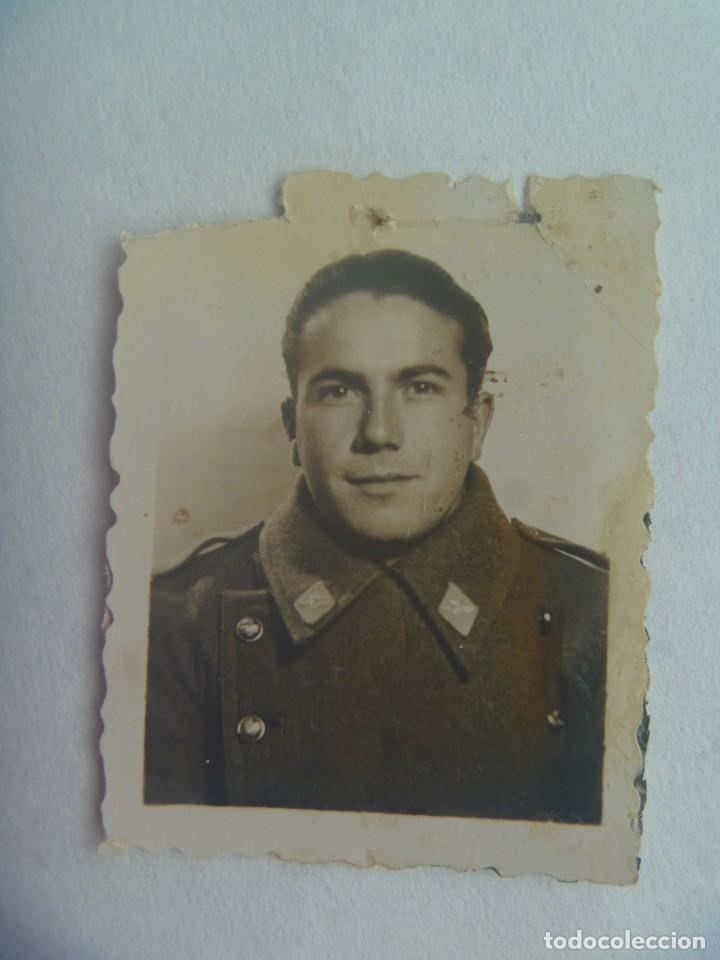 Fotograf&iacute;a antigua: AVIACION : FOTO DE CARNET DE MILITAR DEL EJERCITO DEL AIRE. A&Ntilde;OS 40