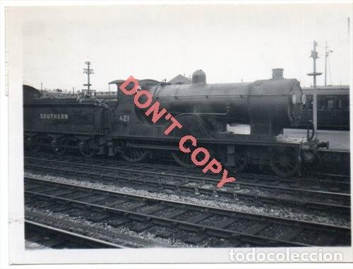 Fotograf&iacute;a antigua: ANTIGUA FOTOGRAFIA, LOCOMOTORA FERROCARRIL BRITANICO,90x65mm