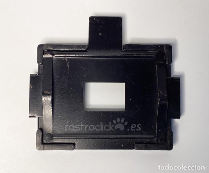 Fotograf&iacute;a antigua: Porta negativos con m&aacute;scara para ampliadora