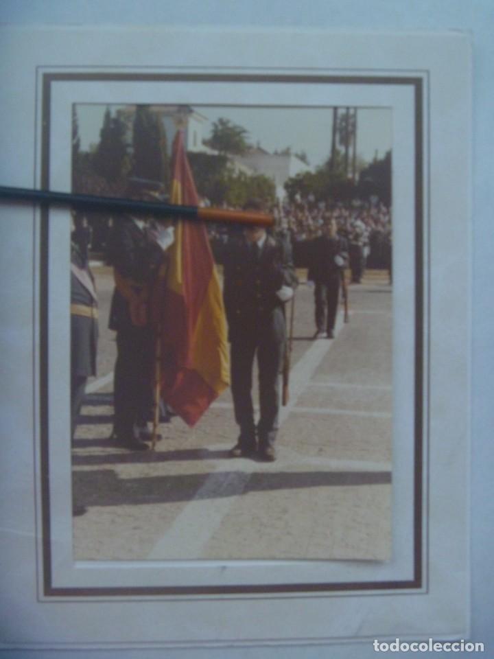 Fotograf&iacute;a antigua: AVIACION : FOTO DE JURA DE BANDERA DEL EJERCITO DEL AIRE . EN CARPETA
