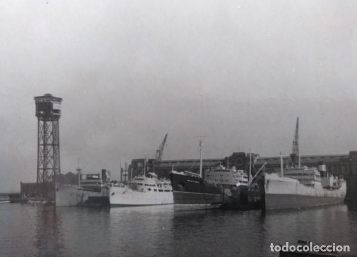 Antique Photography: FOTO BARCOS ANCLADOS PUERTO DE BARCELONA TORRE TELEFERICO A&Ntilde;OS 60 7 X 10 CM (APROX)