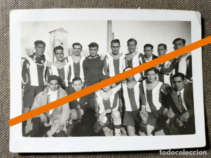 Fotografia antica: Antigua fotograf&iacute;a. Equipo de f&uacute;tbol. Chicos. A&ntilde;os 30.